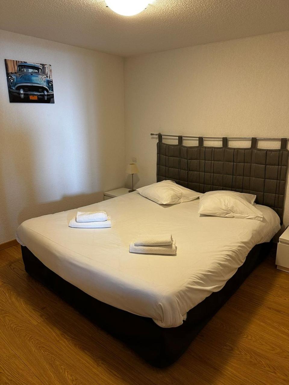 Le Manon Residence Hotel Signes Bagian luar foto